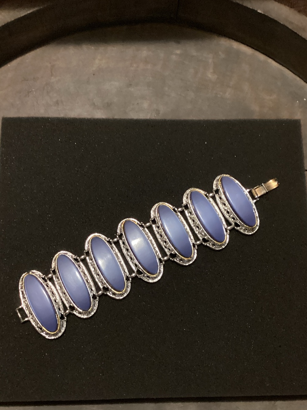 Silver color Blue Cabochon Oval Link Bracelet